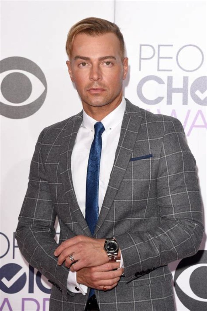 Joey Lawrence Has a CombOver at the People's Choice Awards Hollywood